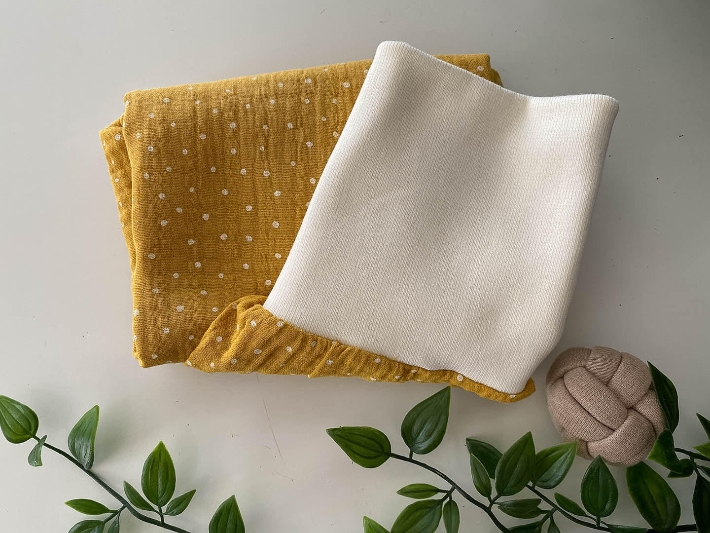 Sommer-Schlafsack aus Musselin *senf/ Punkte*