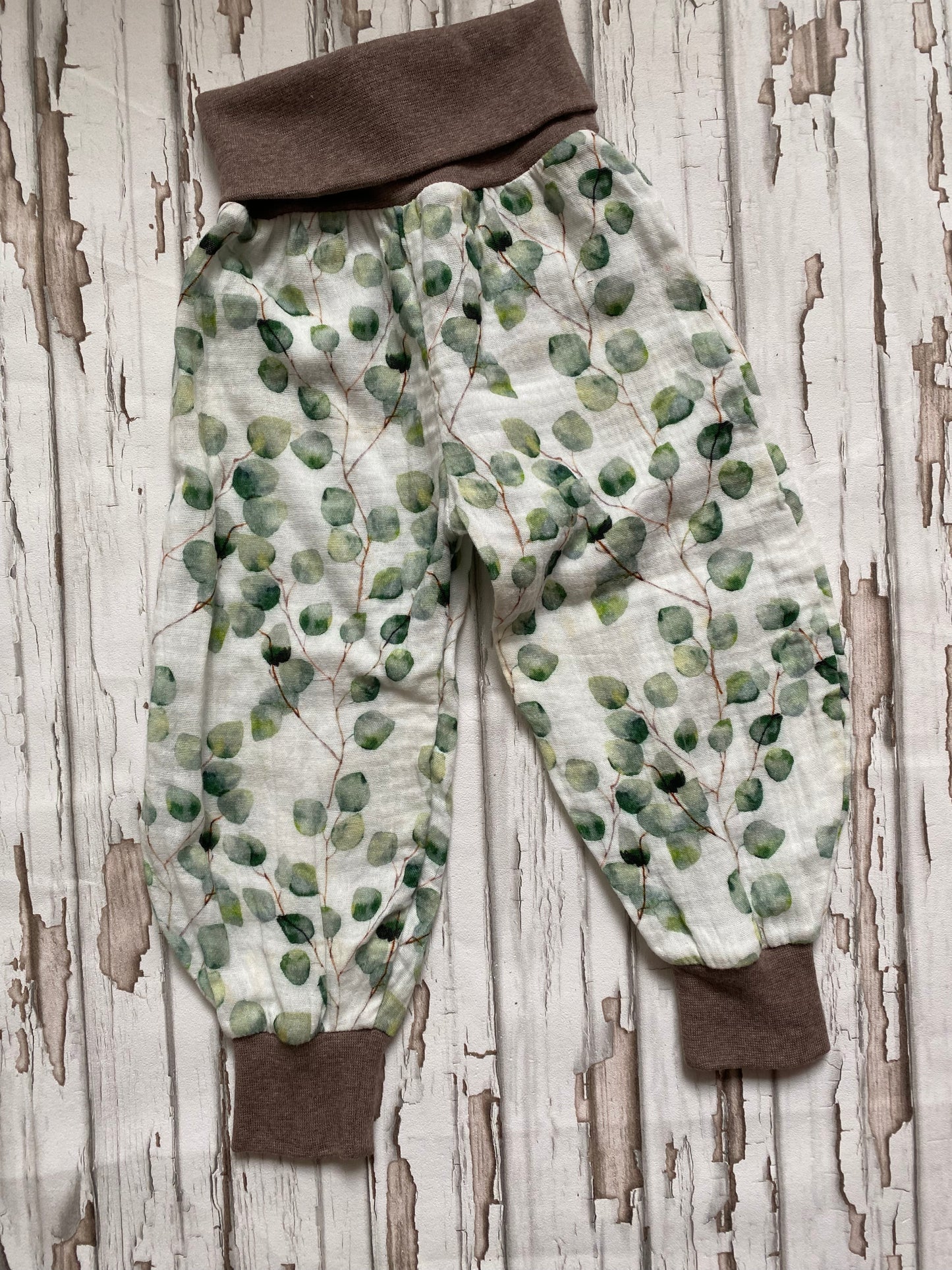 Musselin Sommerhose *Eukalyptus