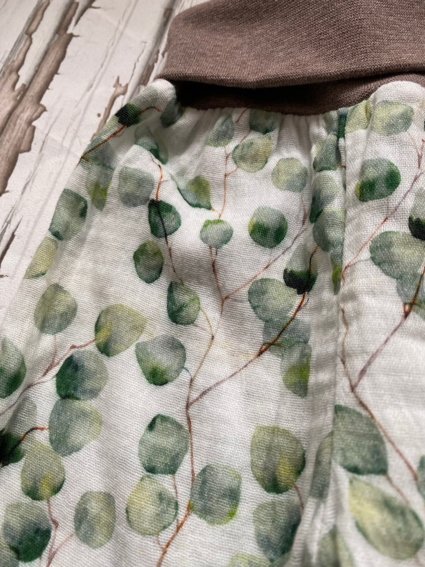 Musselin Sommerhose *Eukalyptus