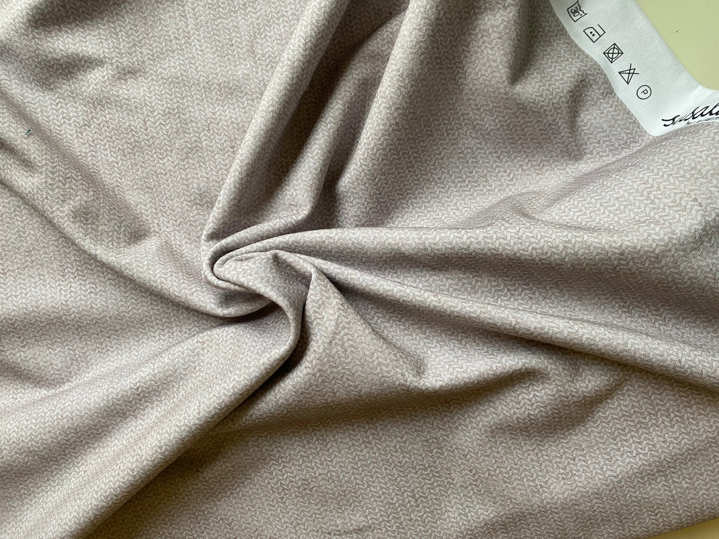 Winterhose helles beige Strickoptik