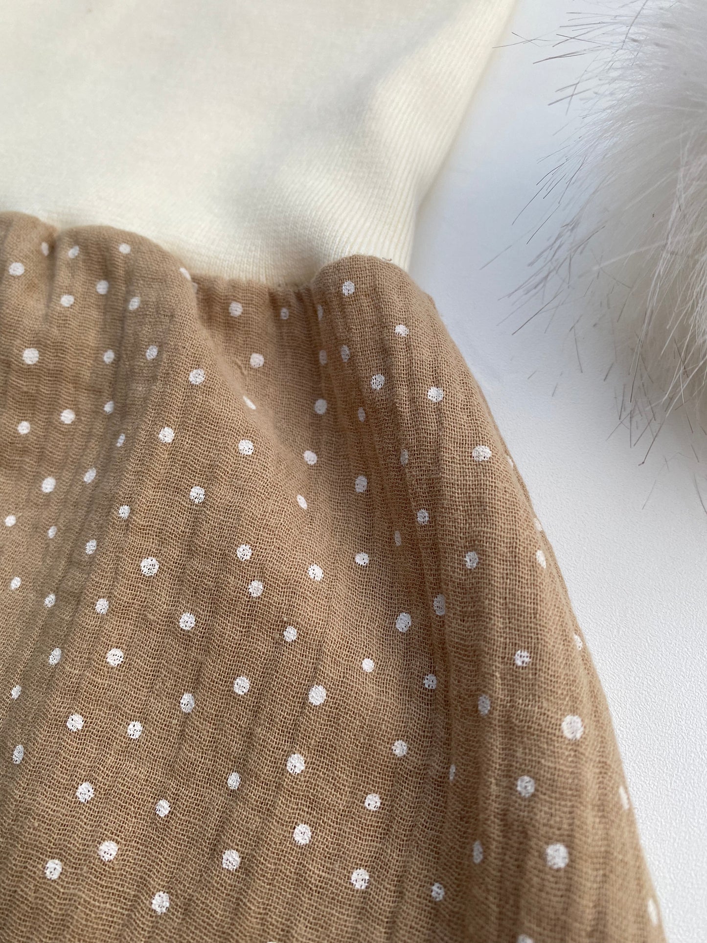 gefütterter Schlafsack aus Musselin *beige/ Punkte