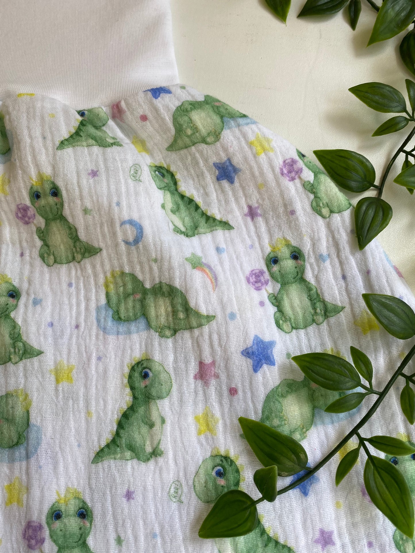 gefütterter Schlafsack aus Musselin *grüne Dinos