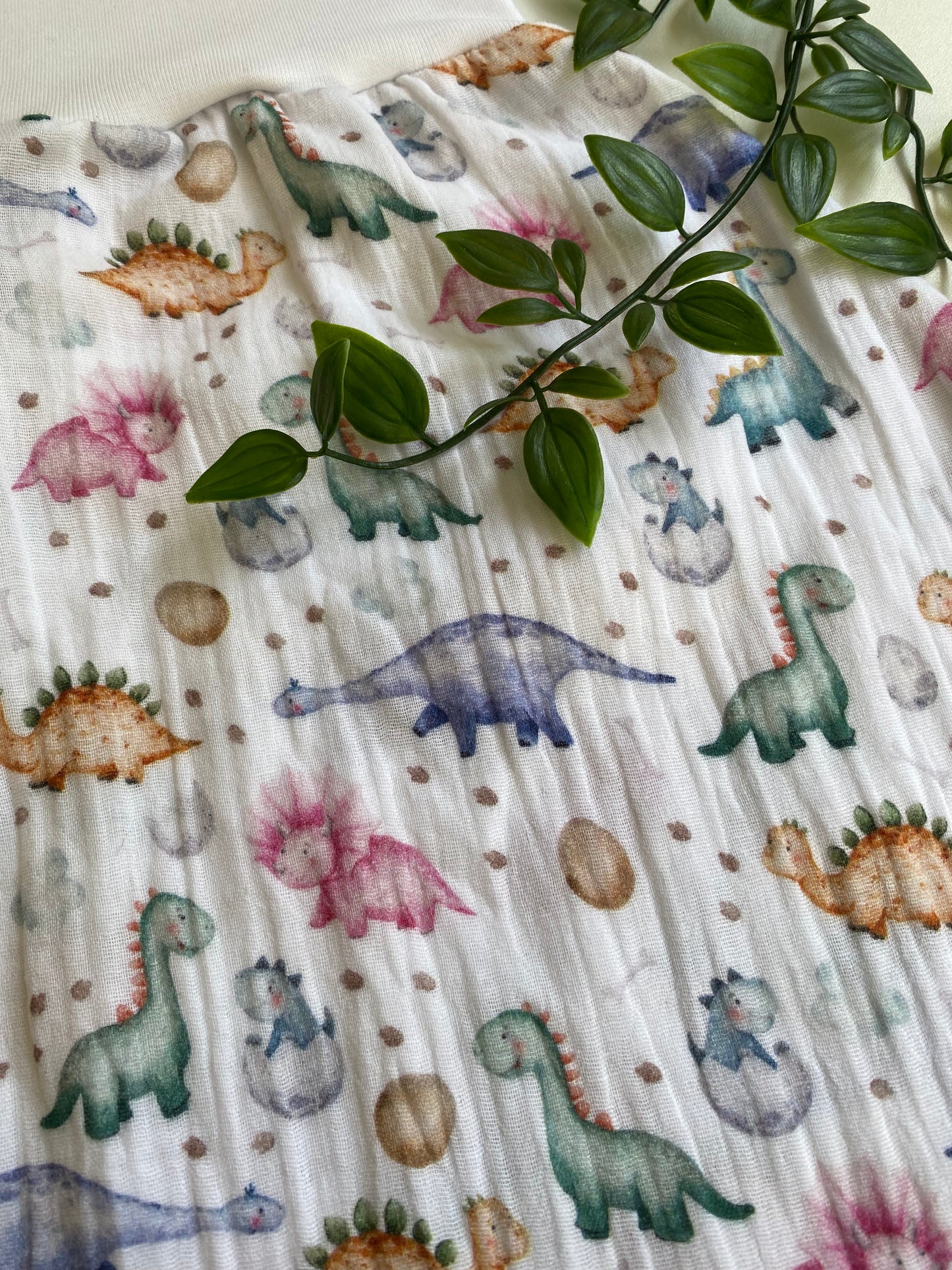 gefütterter Schlafsack aus Musselin *Aquarell/ Dinokids