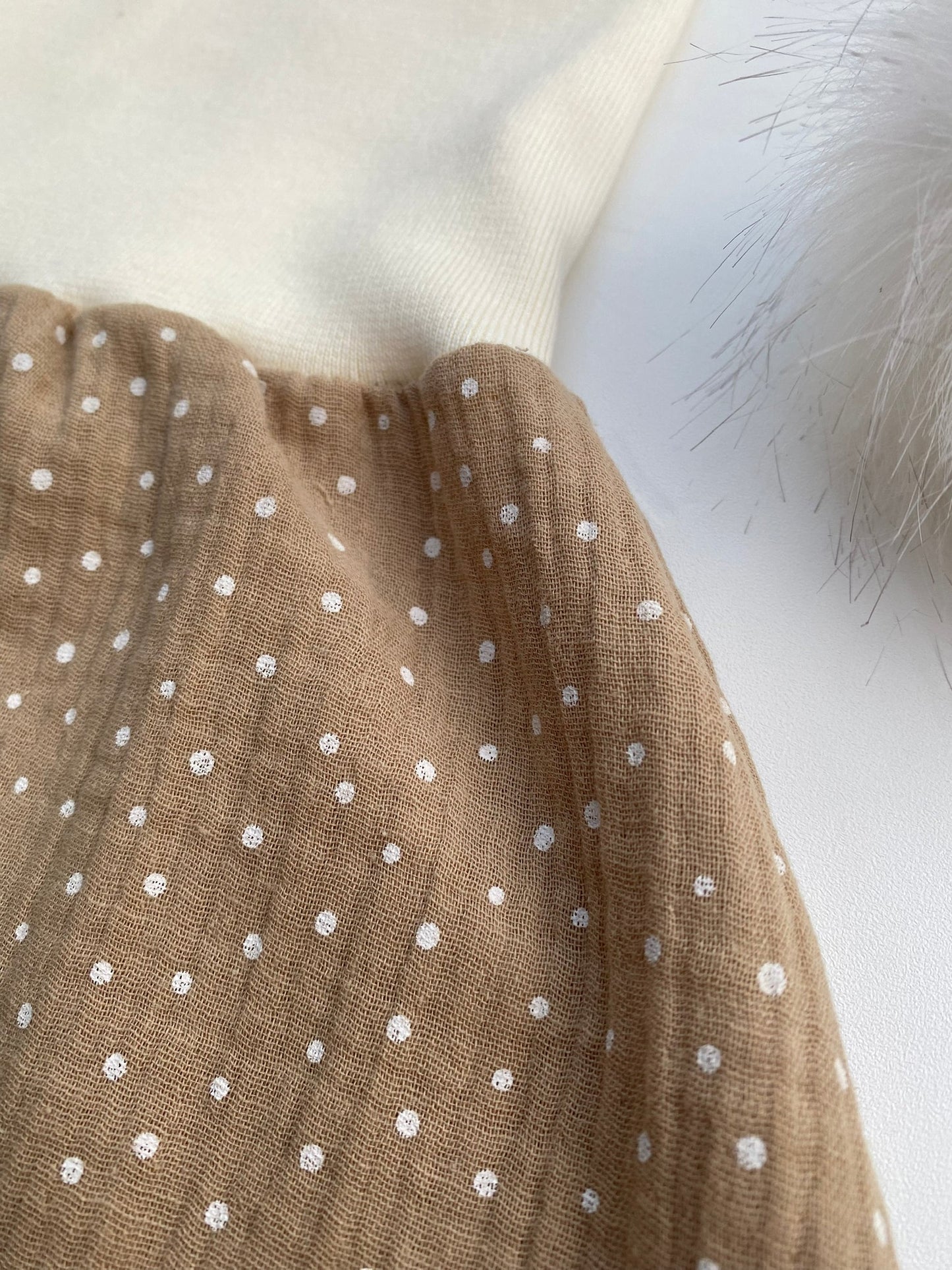 Sommer-Schlafsack aus Musselin *beige mit Punkten*